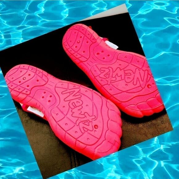 Swim Shoes Young Girl by Newtz - Picture 3 of 5